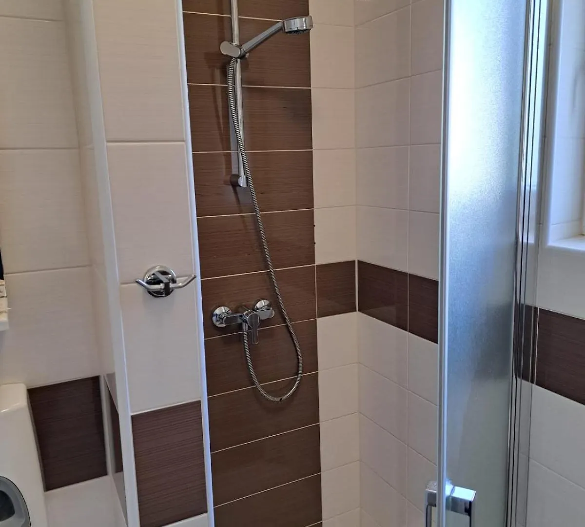 Guest house Rooms & Apartment Mama Mia Malinska