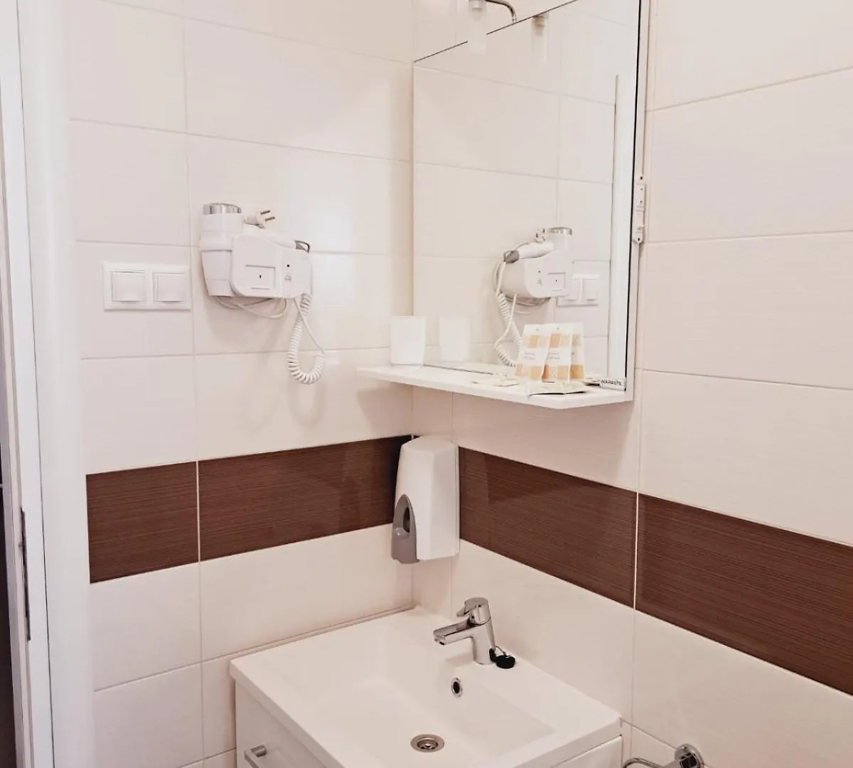 Rooms & Apartment Mama Mia Malinska 4*,  Croatia